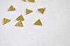 Breloque triangle 2 trous laiton brut ,pendentif sans nickel,creation bijoux, pendentif géométrique,9mm, x 10-G0659