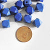 Perle bois bleu hexagonale,fournitures créatives, perles bois,création bijoux,perle hexagone,Perles géométriques,11mm, x 5- G6050