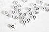 perle ronde coeur noir plastique blanc,perle plastique,perle ronde lettre,création bijoux,perle coeur, lot de 10 grammes-G2031