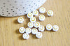 perle ronde smiley doré plastique blanc,perle plastique,perle ronde lettre,création bijoux,perle coeur, lot de 10 grammes G4801